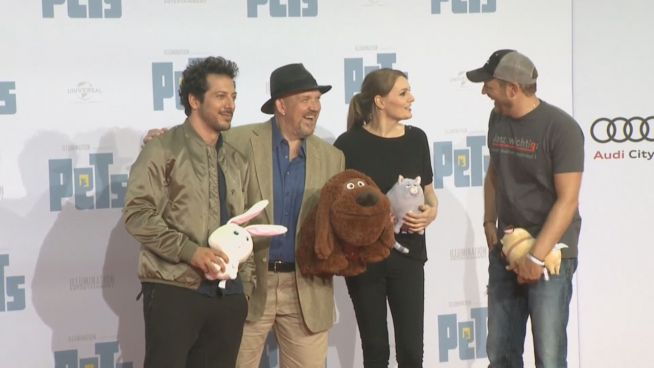 'Pets'-Premiere in Berlin: Promis lieben ihre Haustiere