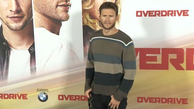 Lahme Ente: Scott Eastwood fährt wie eine Oma