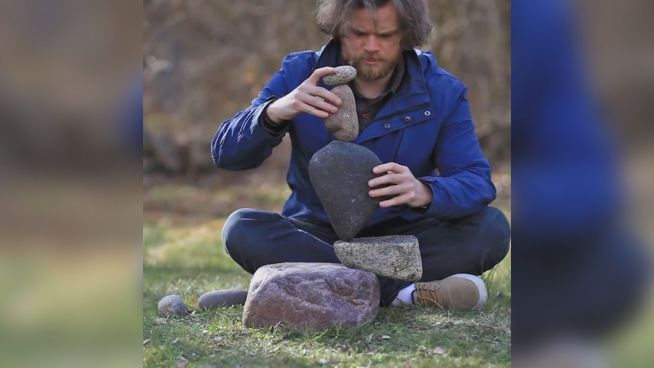 Stein-Jenga: Schwede begeistert mit 'Rockbalancing'