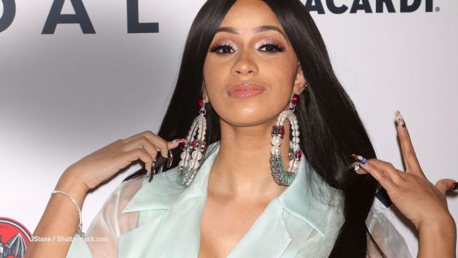 Augenringe-Alarm: Cardi B kämpft mit dem Mama-Modus