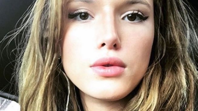 Bella Thorne: Nächtelange Weinkrämpfe wegen Pickeln