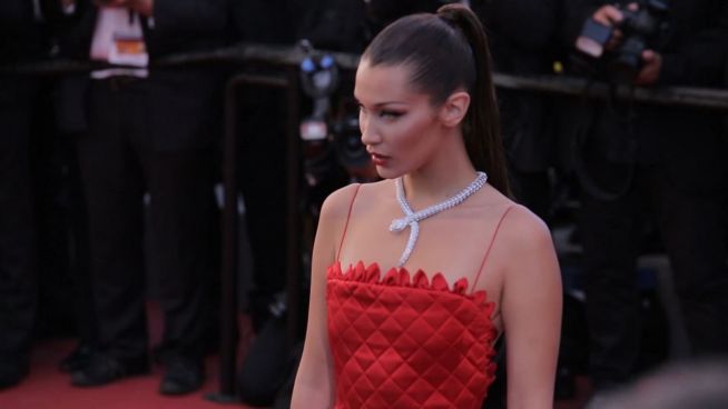 Übernatürlich: Bella Hadid ist spirituell